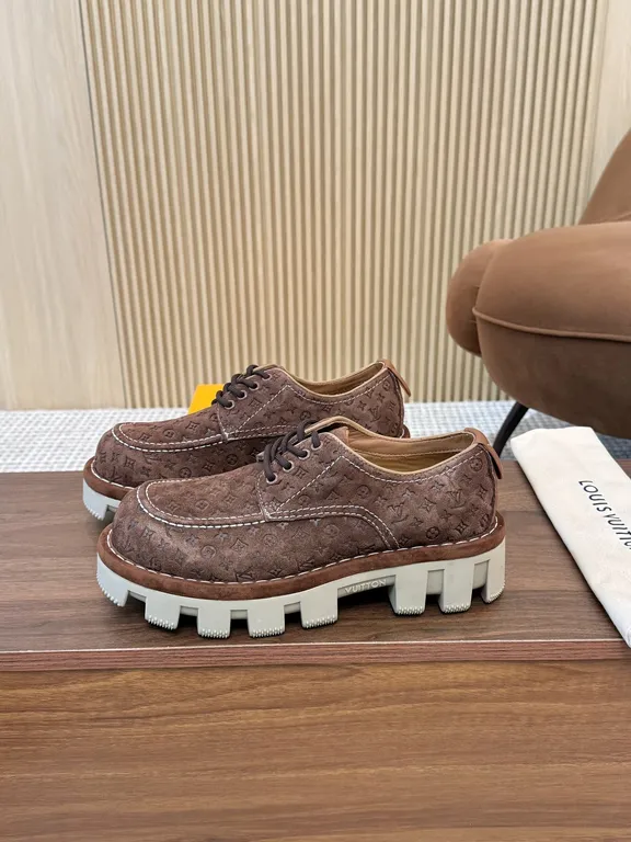 Louis Vuitton Shoe 